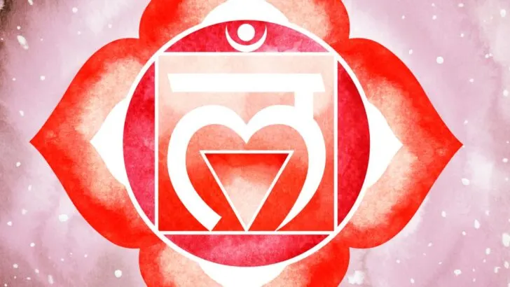 10 Essential Oils For Root Chakra